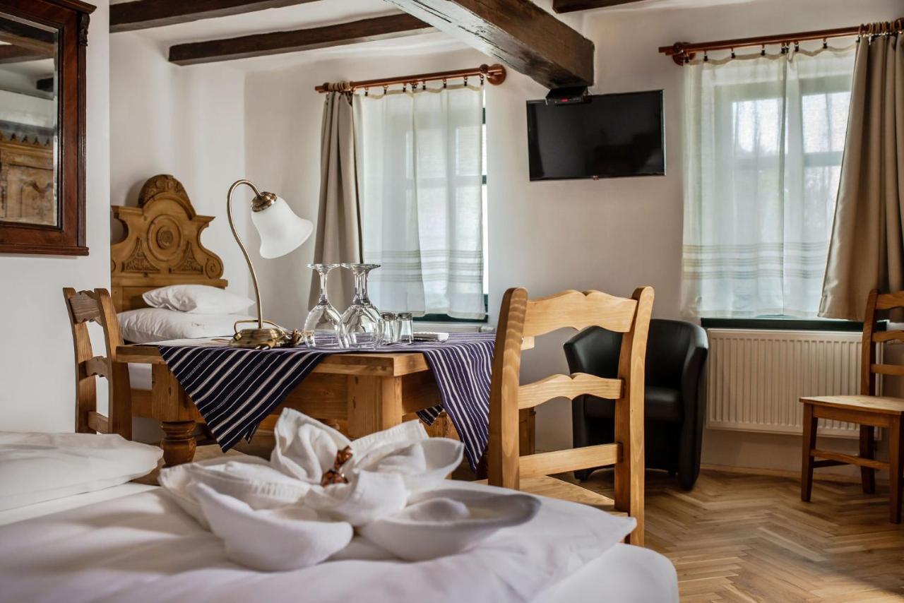 Makó Szent Gellert Borhaz Es Vendegfogado B&B 외부 사진