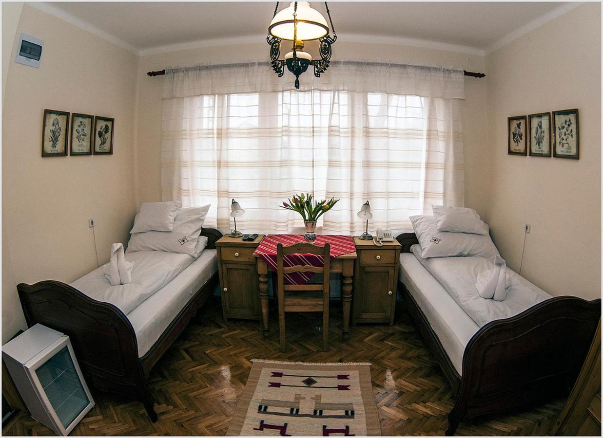 Makó Szent Gellert Borhaz Es Vendegfogado B&B 외부 사진